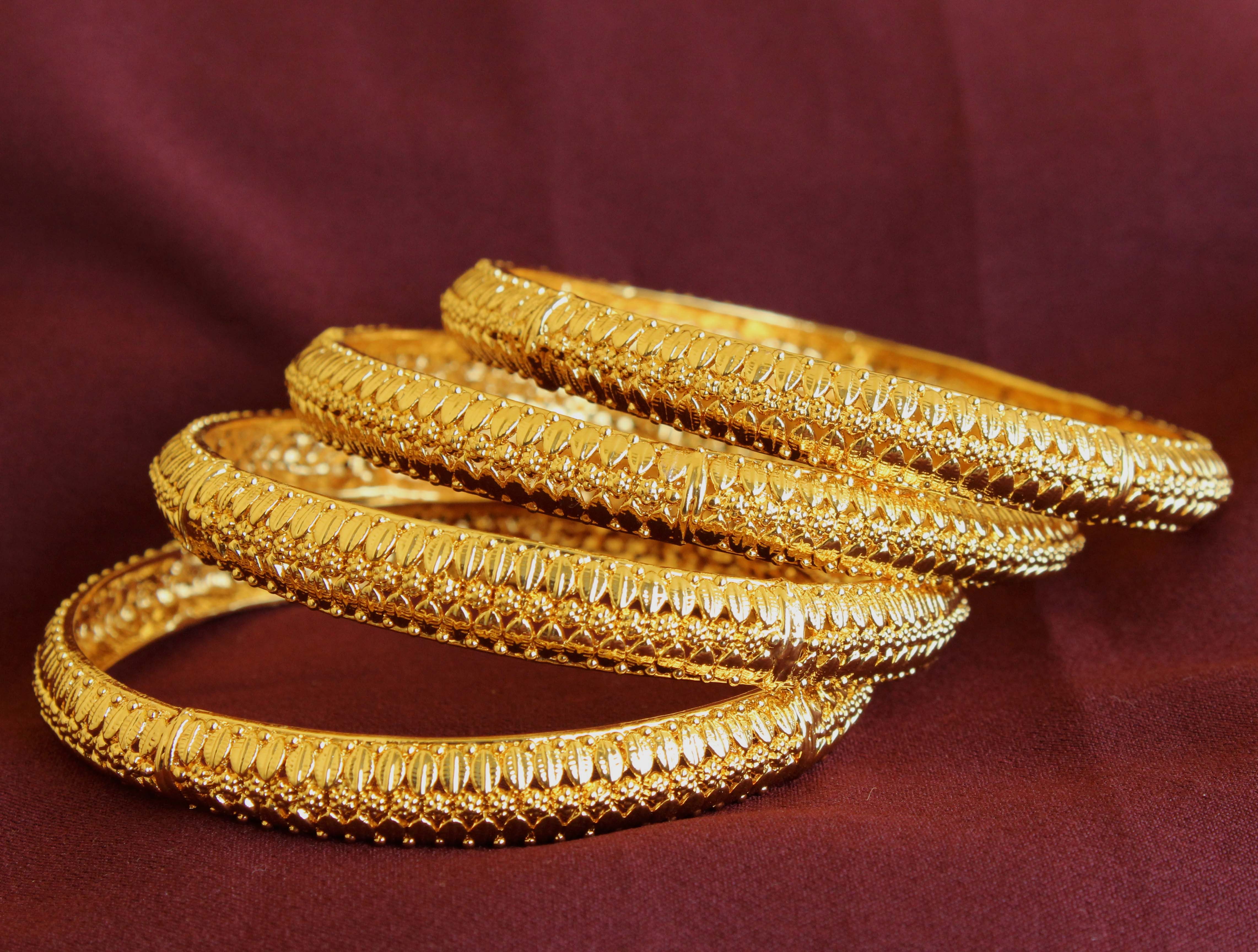Pure Gold Coated with Diamond Studded Pair of Bangles at Amazing Price